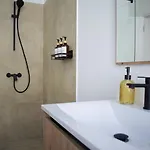 Apartamento 150m From Arena Colosseum