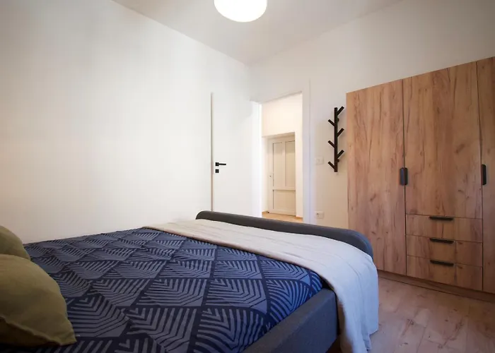 150m From Arena Colosseum Apartment *