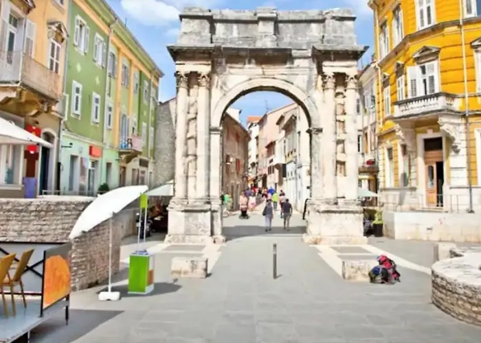 Appartement 150m From Arena Colosseum Pula