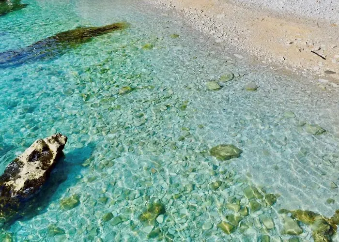 150m From Arena Colosseum